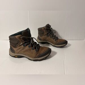 Teva Ahnu s/n 1019200 hiking brown boots women size 8